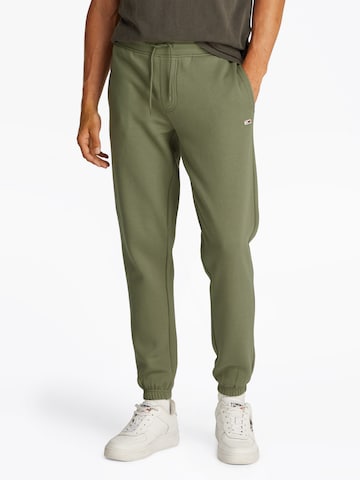 Tommy Jeans Tapered Pants in Green: front
