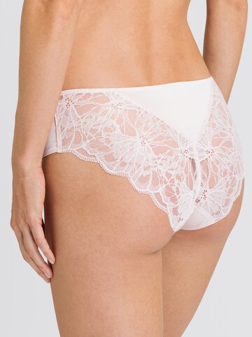 Hanro Panty ' Mae ' in Pink