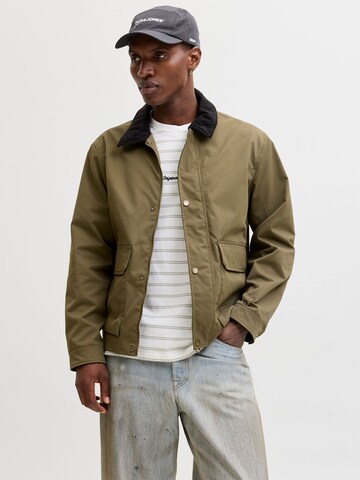 JACK & JONES Between-Season Jacket in Green: front