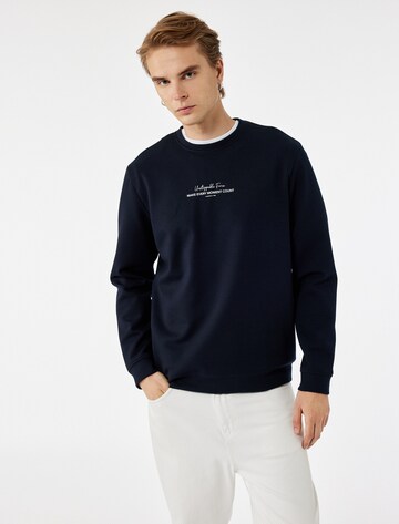 Koton Sweatshirt in Blau: Vorderseite