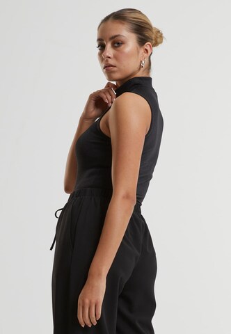 Urban Classics T-shirtbody i svart
