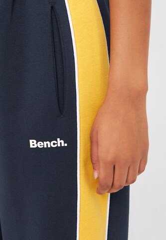 BENCH Regular Pants in Blue