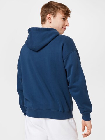 Abercrombie & Fitch Sweatshirt 'LAUREL' i blå
