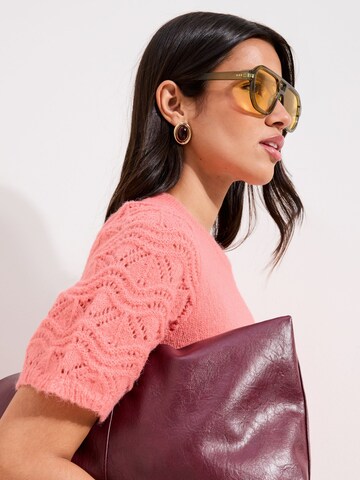 Friends Like These Pullover in Pink