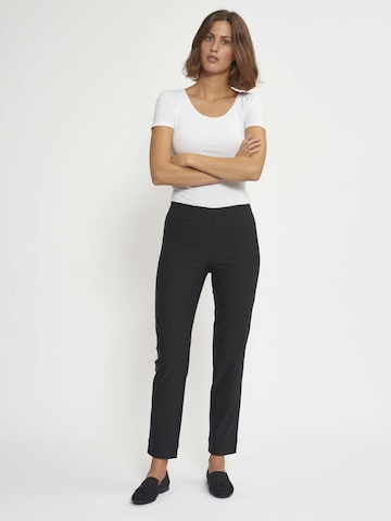 LAURIE Regular Broek 'Betty' in Zwart