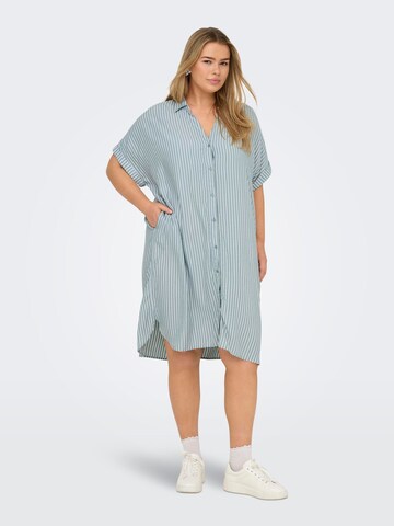 ONLY Carmakoma - Vestido camisero 'CARPenna' en verde
