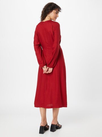 UNITED COLORS OF BENETTON Sukienka w kolorze czerwony