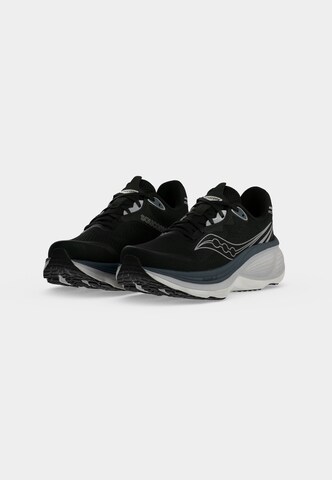 Chaussure de course saucony en noir