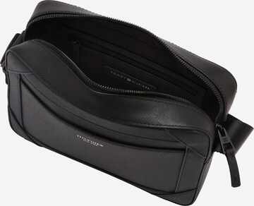 TOMMY HILFIGER - Bolso de hombro en negro