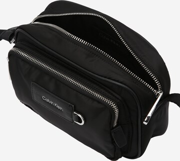 Calvin Klein Crossbody Bag in Black