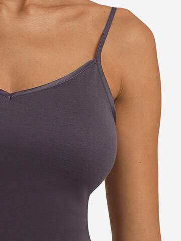 Hanro Undershirt 'Cotton Seamless' in Grey