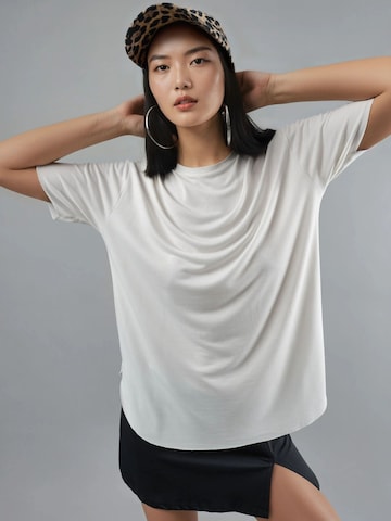 T-shirt Busem en blanc