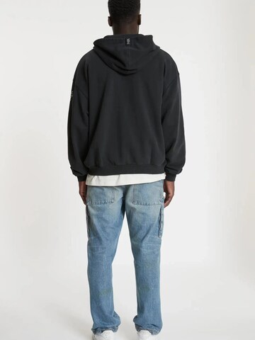 YSPT Studio Zip-Up Hoodie 'CHALLENGER' in Black