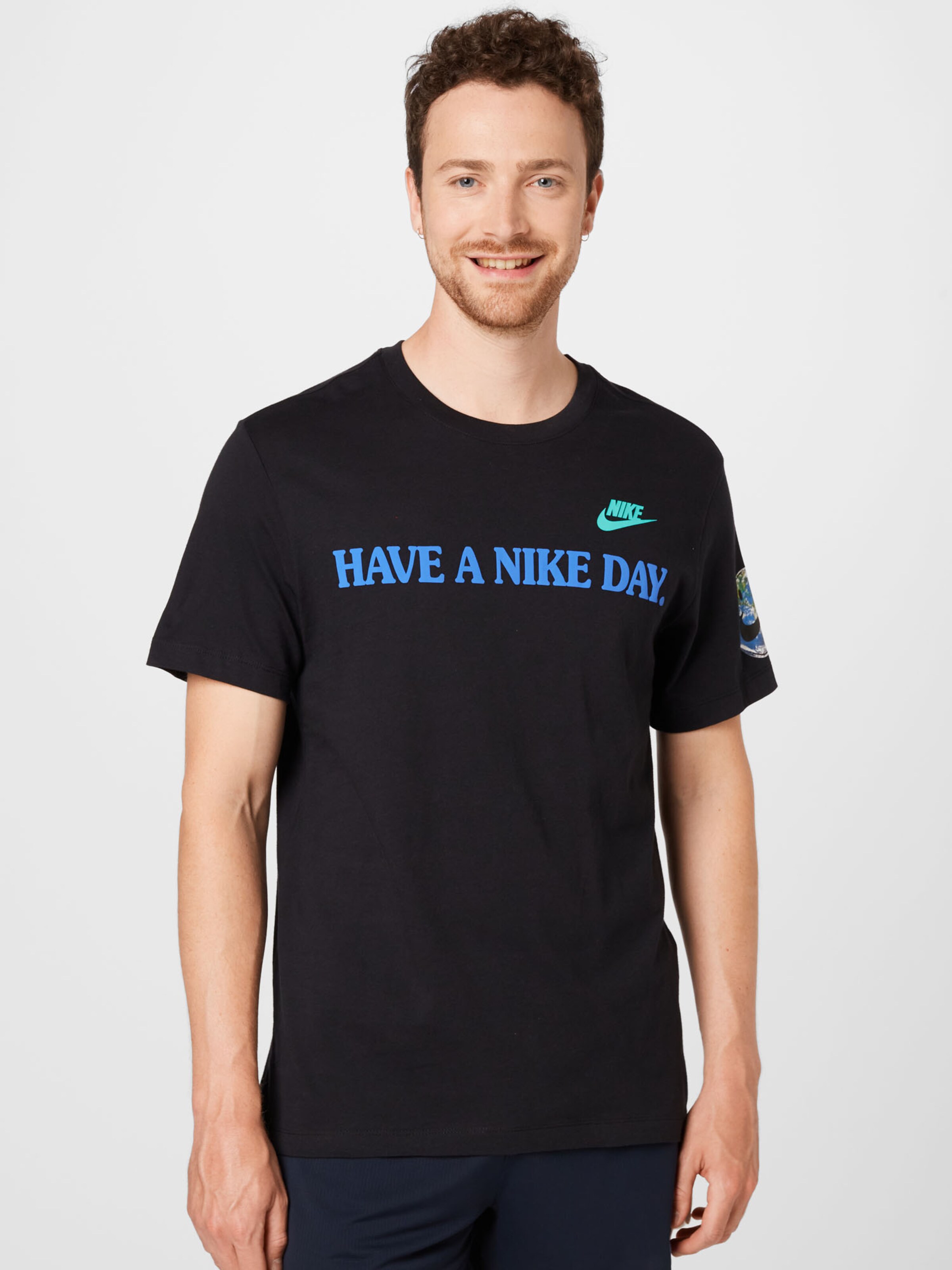 Have a nike shop day shirt black