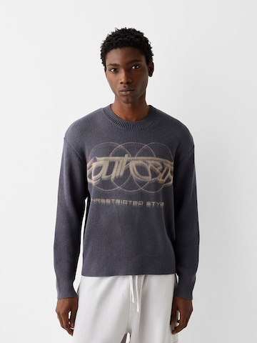 Bershka Sweater in Grey: front