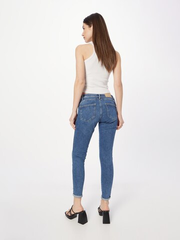 Skinny Jeans 'Lexy' de la Mavi pe albastru