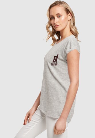 Merchcode T-Shirt 'Brown University - Bear Initial' in Grau