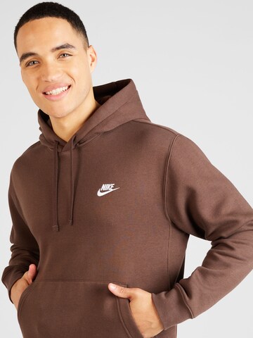 Nike Sportswear Regular fit Μπλούζα φούτερ 'Club Fleece' σε καφέ