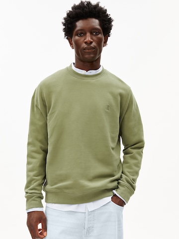 ARMEDANGELS Sweatshirt in Green: front
