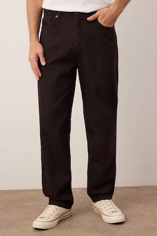 Trendyol Regular Jeans in Braun: Vorderseite