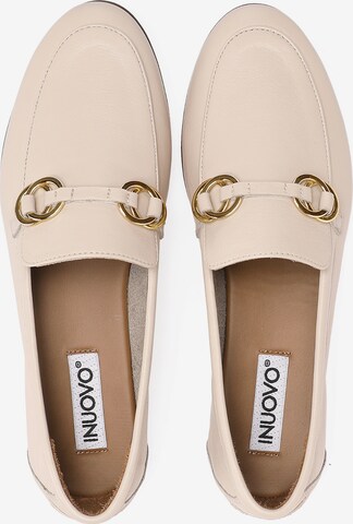 INUOVO Classic Flats in White