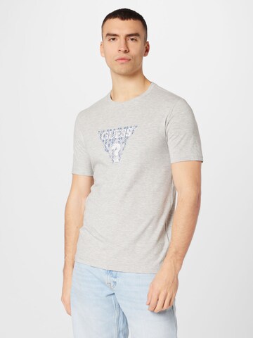 Maglietta di GUESS in grigio: frontale