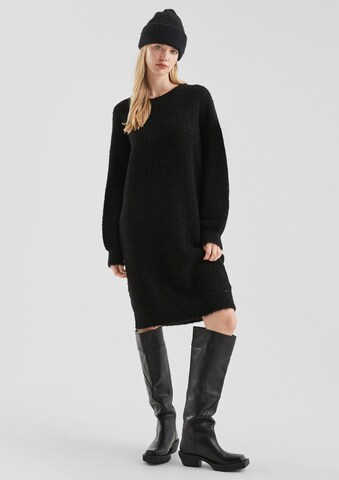 Robes en maille QS en noir