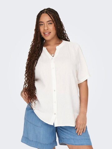 Camicia da donna 'CARTHYRA' di ONLY Carmakoma in bianco: frontale