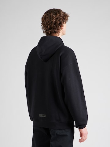 GUESS - Sweatshirt 'EMIS' em preto