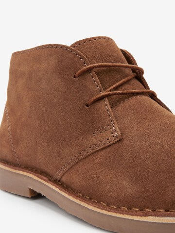 Boots chukka di Next in marrone