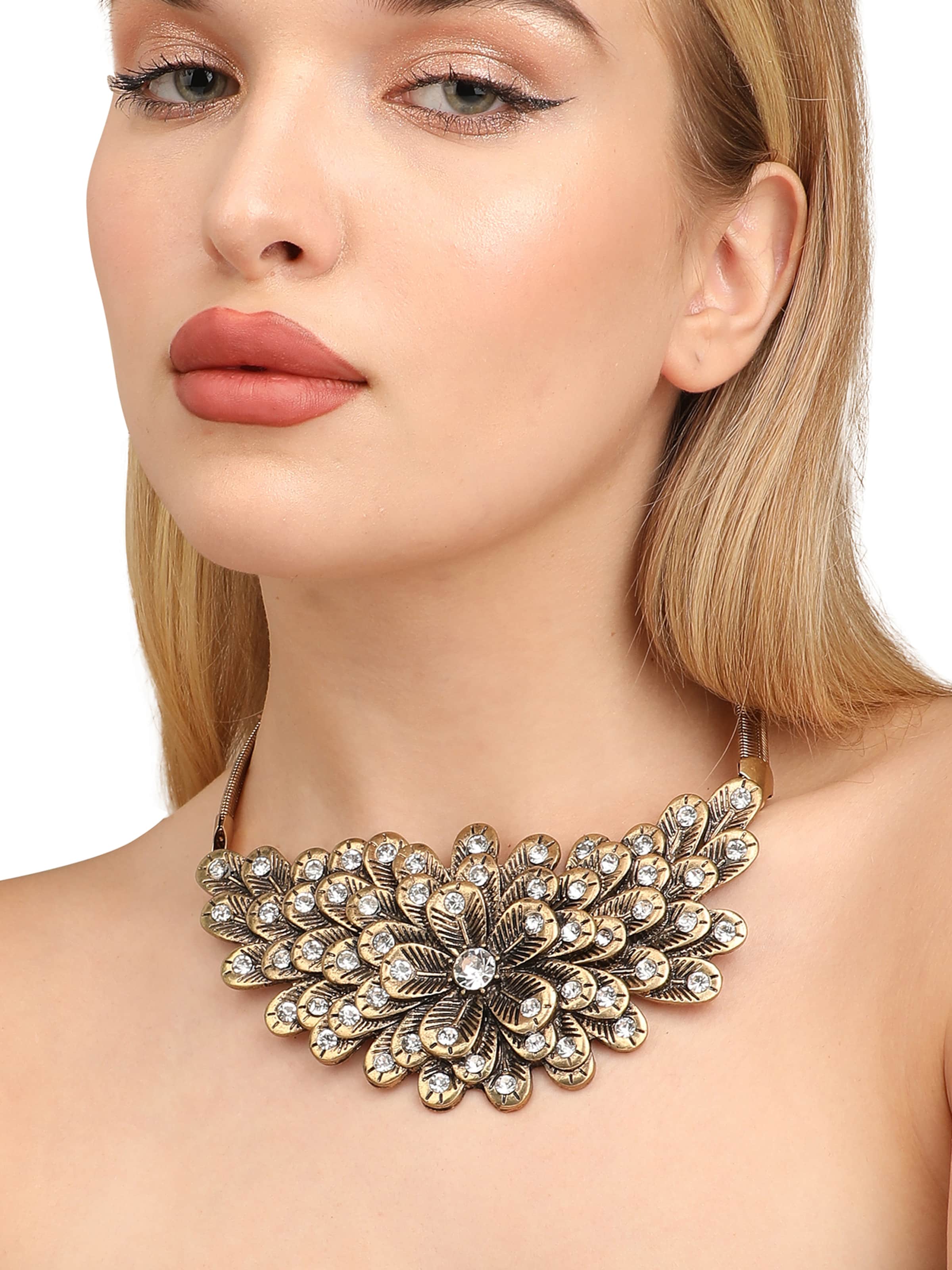 SOHI Цепочка 'Marinda' в Черный: спереди