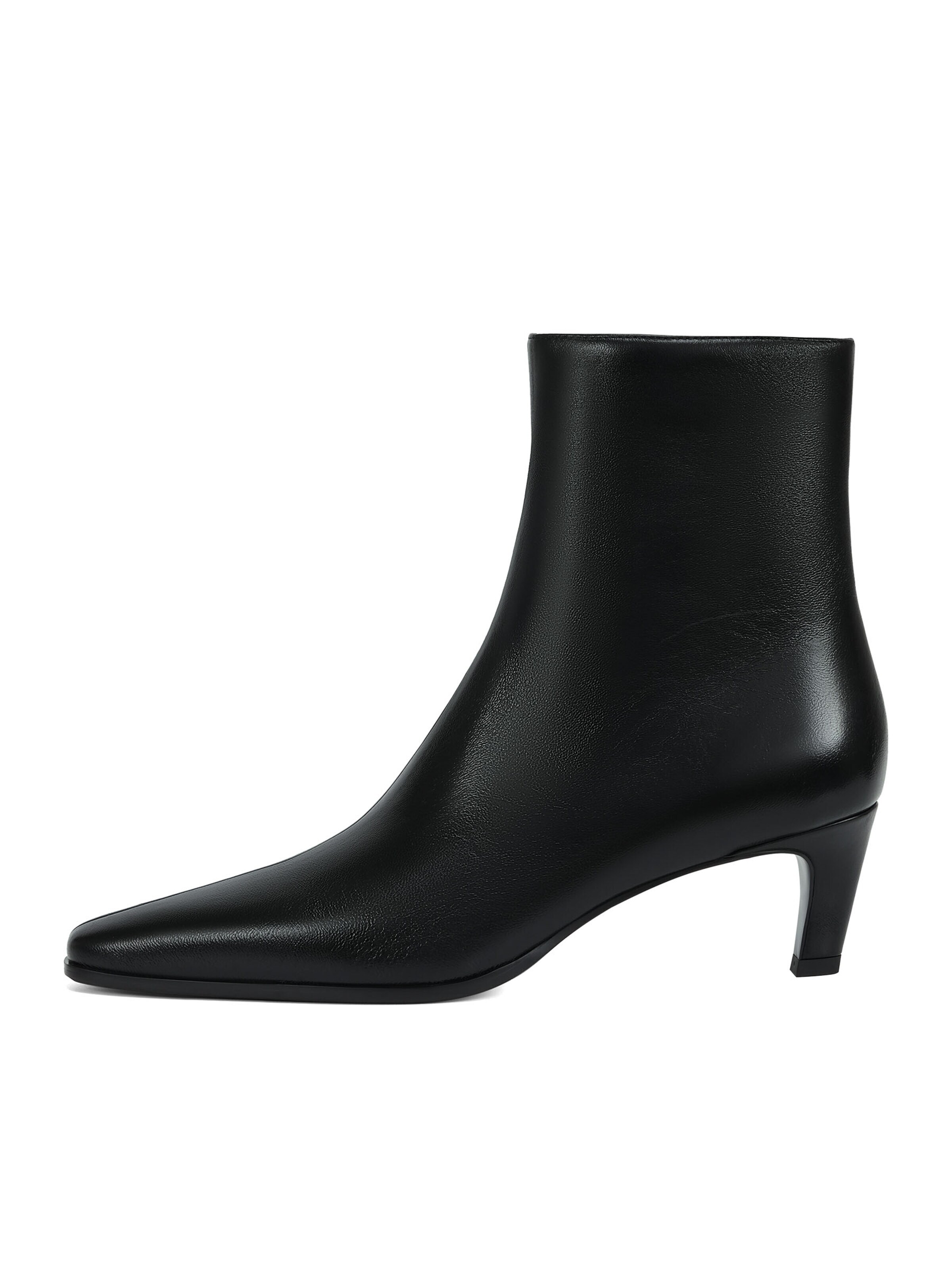 Potamy Booties in Black: front