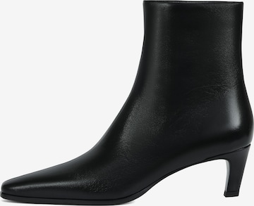 Potamy Ankle Boots in Schwarz: Vorderseite