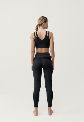 Born Top 'Reka' in Black