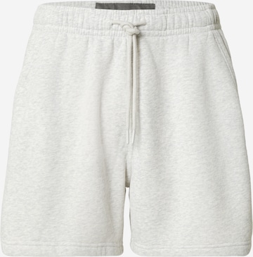 Abercrombie & Fitchregular Hlače 'ESSENTIAL' - siva boja: prednji dio