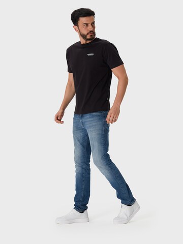 Oldskull Shirt in Schwarz