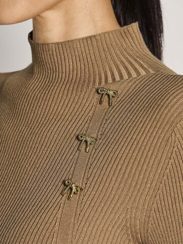 Pull-over MADELEINE en marron