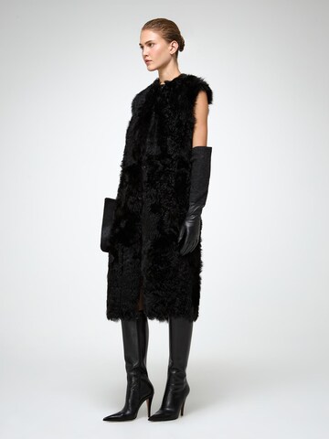 V S P Vest 'Mirella' in Black