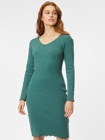 Trendyol Stickad klänning i grön: framsida