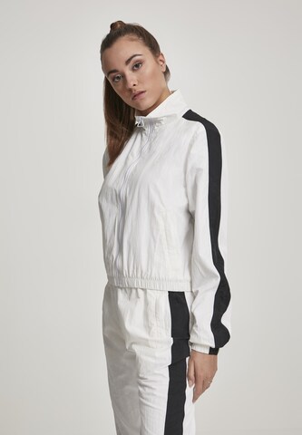 Urban Classics Демисезонная куртка в Белый