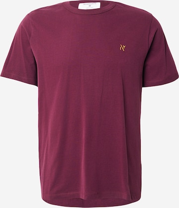 NOWADAYS T-shirt i röd: framsida