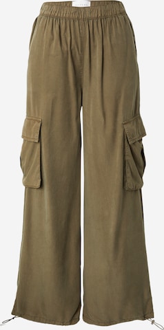 SISTERS POINT Wide leg Cargo Pants 'OPA-P.PA' in Green: front