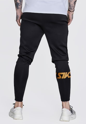 SikSilk - Tapered Pantalón 'Dynamic' en negro