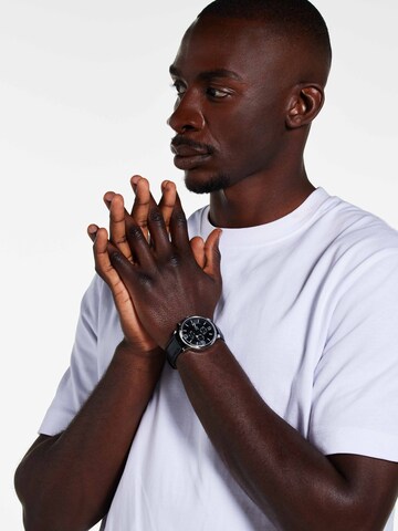 Montre à affichage analogique 'Statement' Lucardi en noir