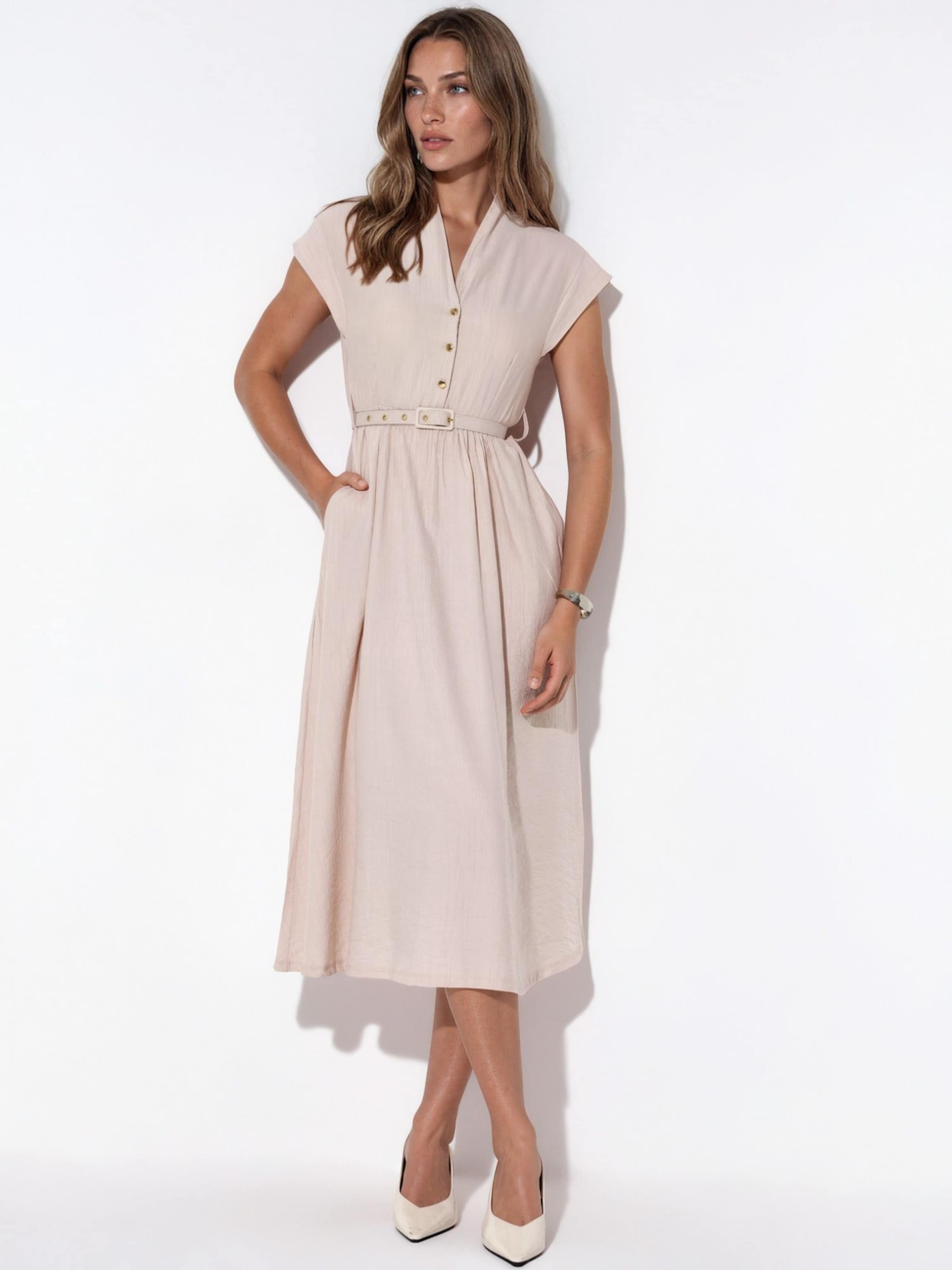 Busem Dress in Beige