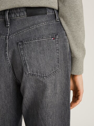 TOMMY HILFIGER Loose fit Jeans 'Nea' in Grey