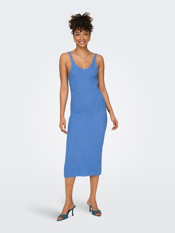ONLY Úpletové šaty 'SUNNY' – modrá