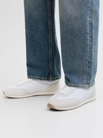 JACK & JONES Athletic lace-up shoe 'Burton' in White: front
