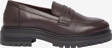 Chaussure basse COMMA en rouge : devant