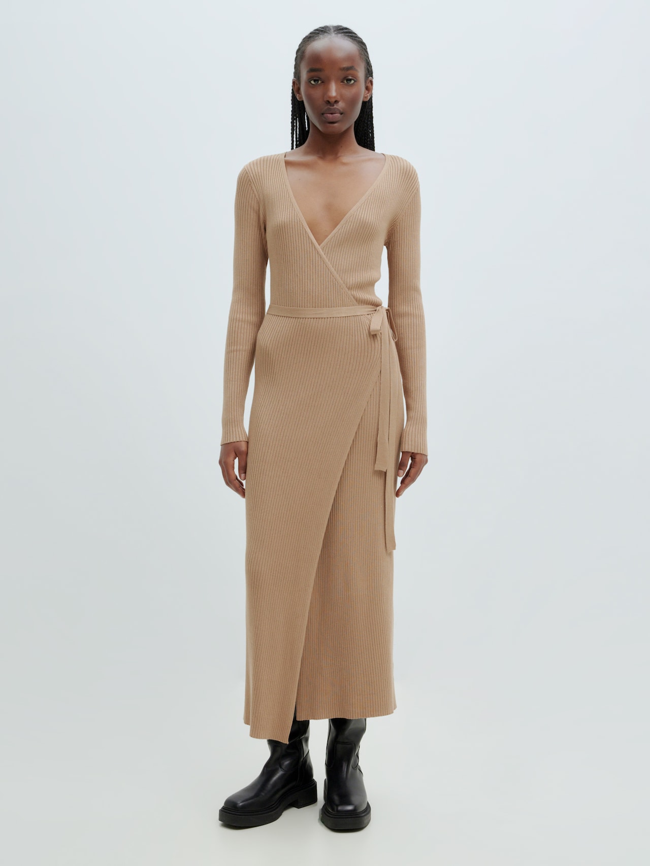 EDITED Strikkjole 'Mailien' lysebrun